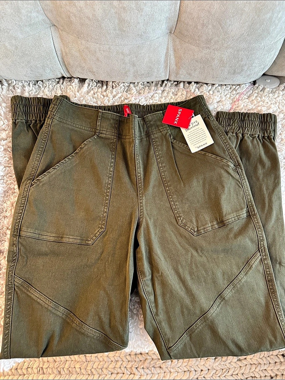 Spinx Cargo Jogger Pants in Green Size Medium NWT